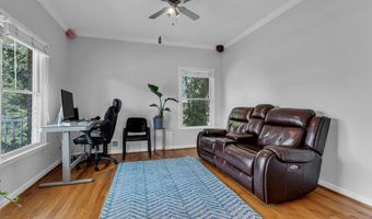 25 Oakshades Ave, Aberdeen, NJ 07747