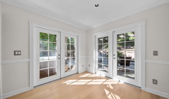 30729 Lakefront Dr, Agoura Hills, CA 91301