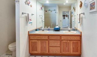 5390 Vinewood Cir, Fallon, NV 89406