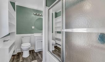 327 Essex St, Bangor, ME 04401
