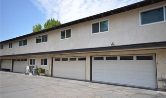 3404 Oak Cliff Dr 3, Fallbrook, CA 92028