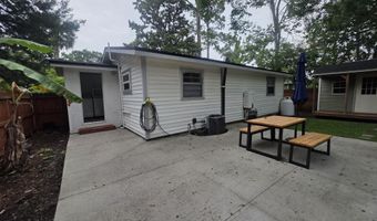 70 ROBERT St, Atlantic Beach, FL 32233