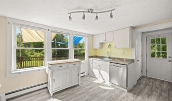 232 County Rd, Bourne, MA 02532