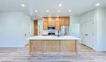 1106 S Stockton St, Ada, OK 74820