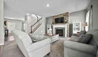 43 Burroughs Dr, Ashville, OH 43103