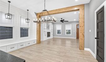 1914 Ebbing Loop, Barling, AR 72923