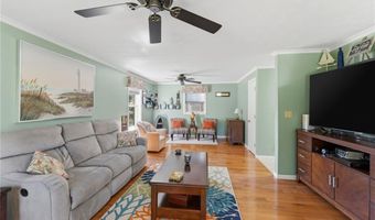 34 Crestwood Ln, Charlestown, RI 02813