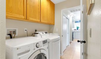 11635 W Locust Ln, Apple Valley, CA 92308