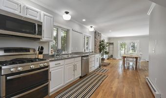 15 Bay View Rd, Barnstable, MA 02630