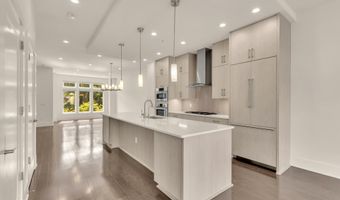 142 WINSOME Cir, Bethesda, MD 20814