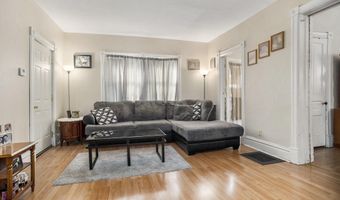 410 Bidwell St, Albion, MI 49224