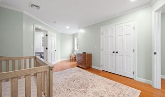 43 Darling Parke Dr, Bangor, ME 04401