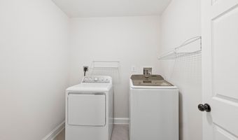6111 35TH St N, Arlington, VA 22213