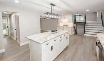 157 Hooksett Rd, Auburn, NH 03032