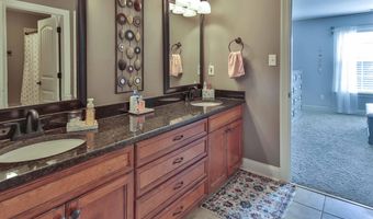82 LAKEPOINTE Cv, Atoka, TN 38004