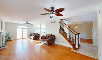 11 Drake Dr, Bayville, NJ 08721