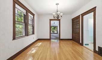 2445 Centre St, Boston, MA 02132