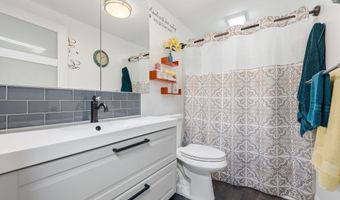 1004 Elm St, Auburn, IN 46706