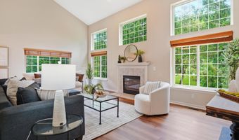 5900 Villa France Ave, Ann Arbor, MI 48103