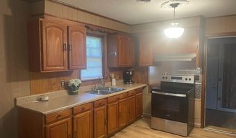 704 W Alder St, Andrews, SC 29510