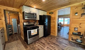 12 Beech Ridge Dr, Abbot, ME 04406