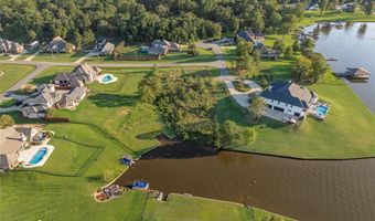 1104 Long Key Cir, Benton, LA 71006