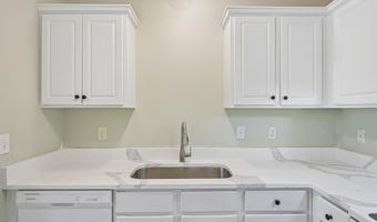 278 S Raleigh St, Angier, NC 27501