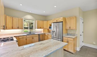 3025 NW Fairway Heights Dr, Bend, OR 97703