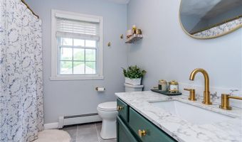 195 Oakland Beach Ave, Warwick, RI 02889