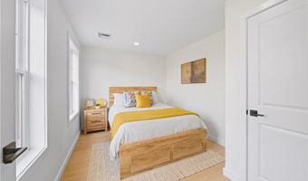 27 SOAR Way, Newport, RI 02840