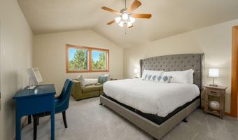 20960 Royal Oak Cir, Bend, OR 97701