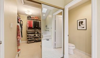 5803 MADAKET Rd, Bethesda, MD 20816