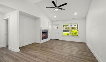 11 Orleton Ln, Bella Vista, AR 72715