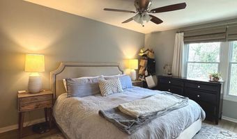 2120 S LOWELL St, Arlington, VA 22204