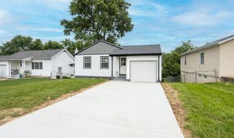 9537 Lydell Dr, Affton, MO 63123