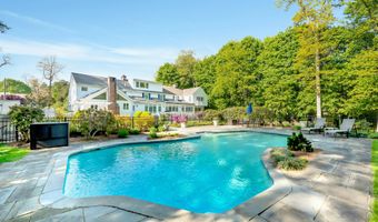 58 Knollwood Ln, Darien, CT 06820