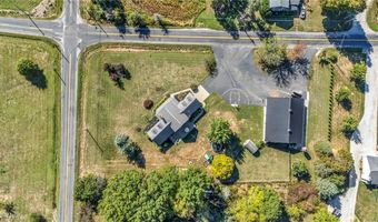 4829 Laubert Rd, Atwater, OH 44201