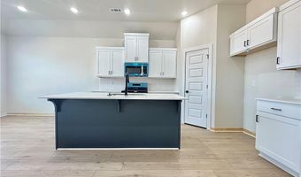 5908 SW Desert Ave, Bentonville, AR 72713