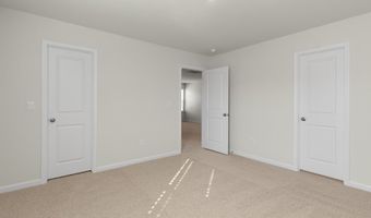 977 Misty Creek Dr, Aberdeen, NC 28315