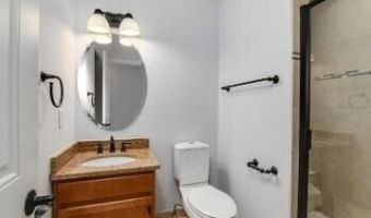 934 W Huron St, Ann Arbor, MI 48103
