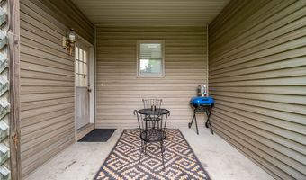 6904 Ruby Ct, Austintown, OH 44515