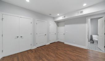 829 AVENUE C, Bayonne, NJ 07002