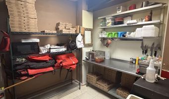 207 N Bay Dr, Bay, AR 72411