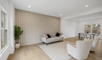 3592 GREAT FALLS Cir, Ann Arbor, MI 48108