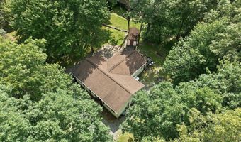 12 Highpoint Dr, Albrightsville, PA 18210