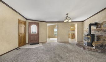 221 Cottonwood Ln, Blackfoot, ID 83221