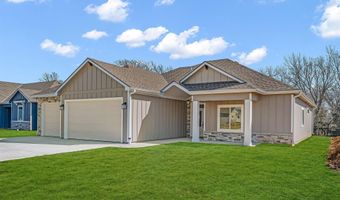 318 Rockers Dr, Baldwin City, KS 66006