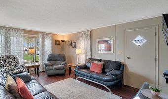 905 Dogwood Dr, Barefoot Bay, FL 32976