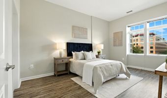 309 HOLLAND Ln 222, Alexandria, VA 22314