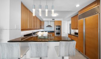 20201 E Country Club Dr 1404, Aventura, FL 33180